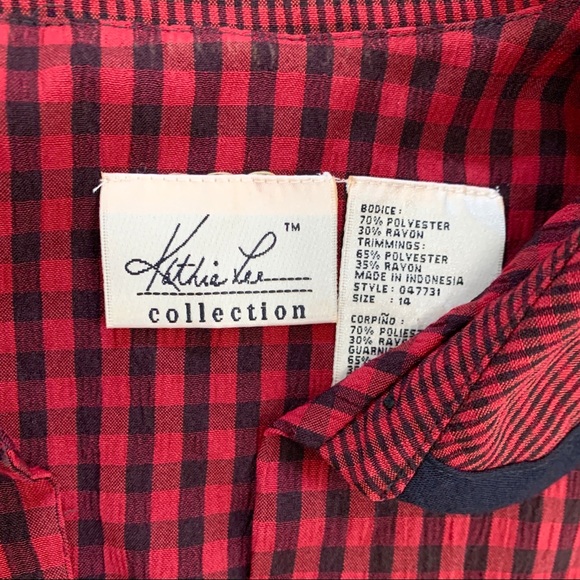 VINTAGE | 1990’s Kathie Lee Collection Black Red Checkered Short Sleeve Shirt - Picture 6 of 9
